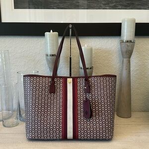 Tory Burch GEMINI LINK TOTE (LARGE) Port burgundy snap top Tote EUC